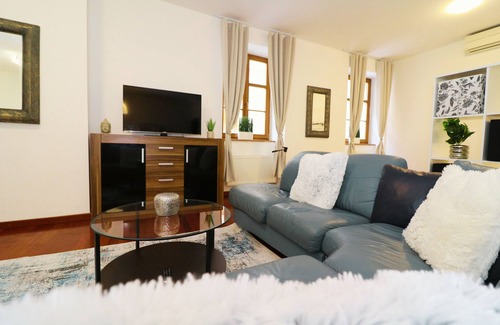 Old Town Maison | Charming apartment in the heart of Bratislava