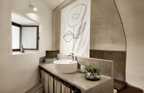 Fons-sur-Lussan Maison | Charming Apartment In The Heart Of Fons-Sur-Lussan
