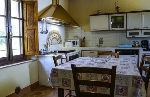 Monteriggioni Appartement | Délicieux gite dans une ancienne ferme convertie en maison de vacance dans le Chianti, région idéale pour visiter les principales villes historiques de Toscane...