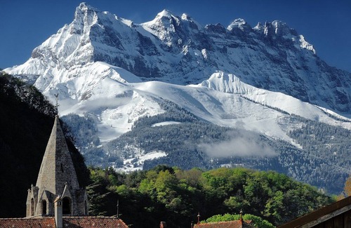 Val d'Illiez Appartement | charming apartment in the heart of the Portes du Soleil ski area in Switzerland