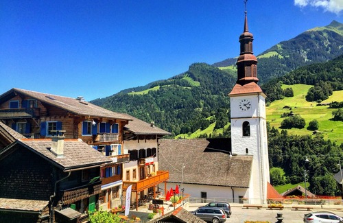Val d'Illiez Appartement | charming apartment in the heart of the Portes du Soleil ski area in Switzerland