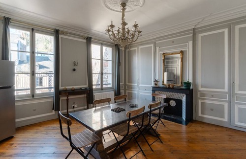 Honfleur Appartement | APPARTEMENT DE CHARME POUR 6 PERSONNES DANS LE CENTRE HISTORIQUE. PARKING PRIVE