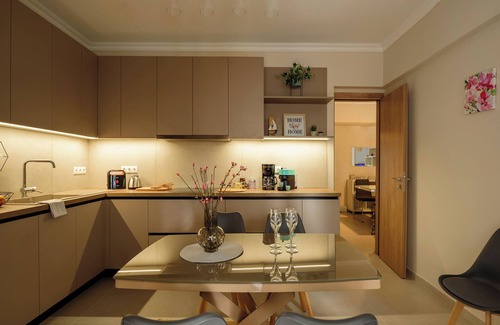 Galatsi Appartement | Charming apartment Galatsi for 5 by MPS