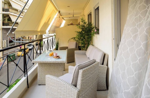 Galatsi Appartement | Charming apartment Galatsi for 5 by MPS
