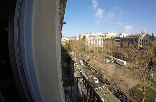 la Vila de Gracia Appartement | Charming Apartment in the Main Street of Barcelona, Close to Downtown and Gracia
