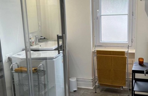 Moulins Appartement | Appartement lumineux au cœur de Moulins avec balcon, parking et équipements complets