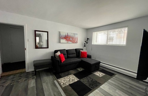 Laval Appartement | Charming apartment in Laval