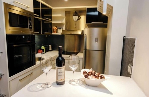 Downtown Appartement | Charming apartment in fantastic Podgorica with AC