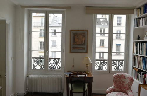 Arsenal Appartement | Charmant appartement dans le Marais
