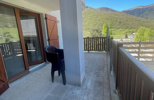 Arreau Appartement | Charming apartment with terrace