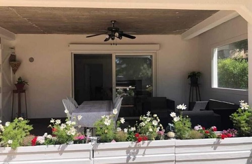 Quissac Appartement | Charming apartment with private jacuzzi