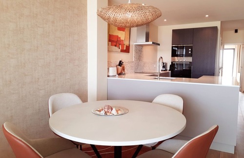 Zeebrugge Appartement | Charming appartment with splendid frontal sea view!