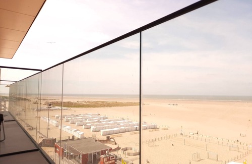 Zeebrugge Appartement | Charming appartment with splendid frontal sea view!