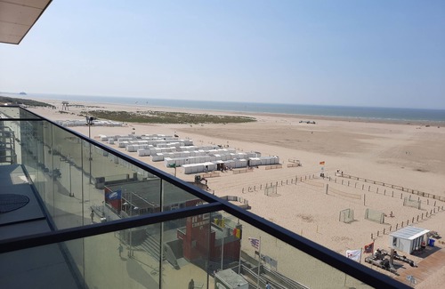 Zeebrugge Appartement | Charming appartment with splendid frontal sea view!