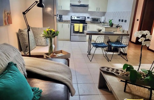 Escazu Appartement | Charming apt in exclusive area close to Starbucks, escazu avenue, Hospital Cima.