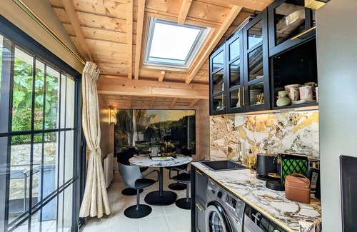 Paulnay Lit Et Petit-Déjeuner | Charmante Chambre d'Hôtes avec Piscine Chauffée et Terrasse Privative dans le Parc de la Brenne