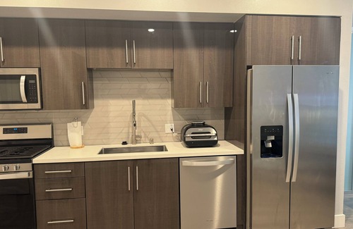 Downtown Long Beach Lit Et Petit-Déjeuner | Charming B&B with AC and fitness room in brilliant Long Beach