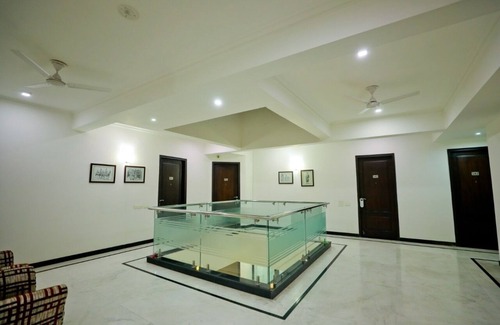 Basai Maison | Charming B&B with WiFi and AC in Wise Villa Agra 2