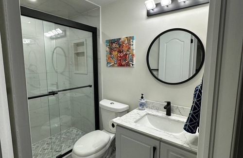 Meadowvale Village Maison | Charming Basement Apartment with Free Parking