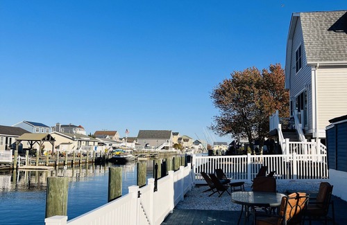 Bayville Maison | Charming Bay Home with Dock, 2-Bedroom, Fire Pit, WIFI, near Beach