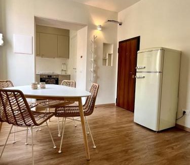 Sant'Ilario Appartement | Charming Beach Flat with Seaview