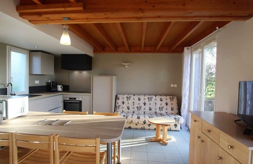 Biville Cottage | Maison à La Hague - 3 chambres, terrasse, proche GR223, accepte animaux, parking, wifi