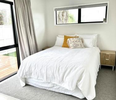 Papamoa Beach Appartement | Charming beachside retreat