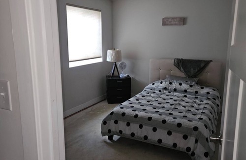 Smyrna Lit Et Petit-Déjeuner | Charming bed & breakfast in Smyrna with AC, WiFi. Enjoy