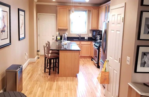 Bloomingdale Maison | Charming Bloomingdale Row Home with Deck and Parking