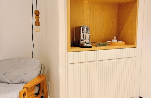 Leblon Appartement | Charming Leblon: Renovated Gem