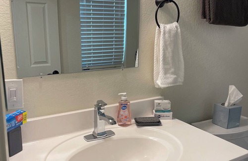 Gilbert Appartement | Charming BRAND NEW Casita with AC and WiFi in Gilbert!