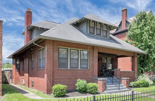 Merion Village Maison | Charming Brick Home in Merion Village