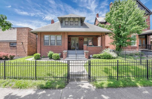 Merion Village Maison | Charming Brick Home in Merion Village