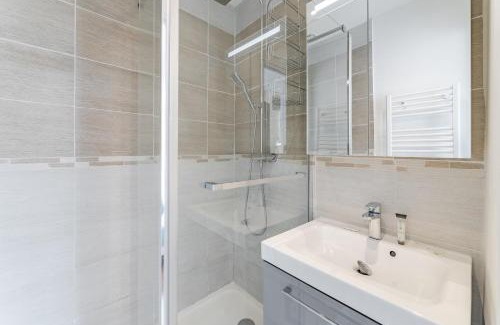 1st Arrondissement Appartement | CHARMING BRIGHT AND EQUIPPED APARTMENT