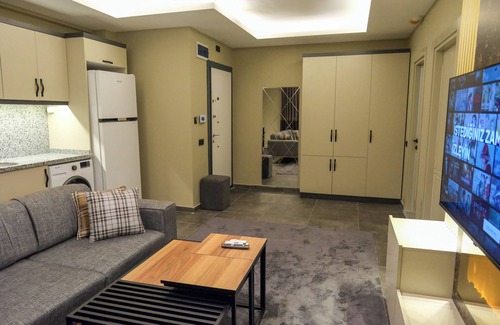 Yenisehir Maison | Charming building with 1 bedroom and WiFi, AC in enchanting Mersin
