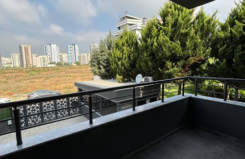 Yenisehir Maison | Charming building with 1 bedroom and WiFi, AC in enchanting Mersin