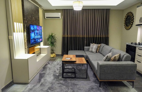 Yenisehir Maison | Charming building with 1 bedroom and WiFi, AC in enchanting Mersin