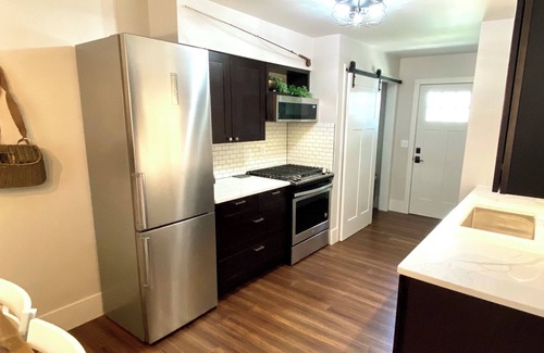 Spearfish Maison | Charming Bungalow 2 in lovely Spearfish with WiFi, AC