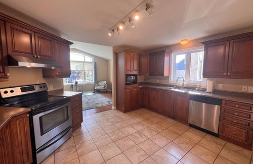 Cornwall Maison | Charming Bungalow in quiet neighbourhood