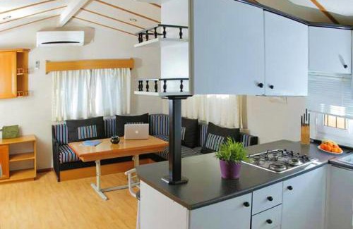 Tarifa Maison | Charming Bungalow in Tarifa with Mountain View
