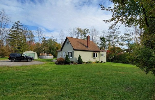 Angola Maison | Charming Bungalow with a pool