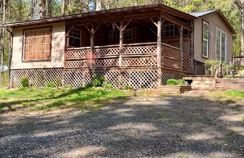 Washington Cabine | Charming but humble 2-bedroom cabin with WiFi and AC in Washington