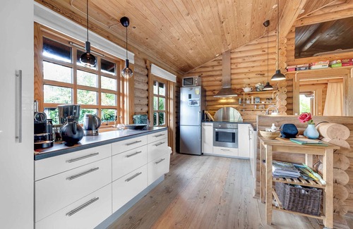 Hoeve Strand Maison | Charming cabin with wilderness hot tub