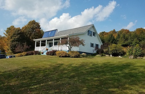 Burlington Flats Maison | Cape Cod de charme nouvellement disponible pour 2020