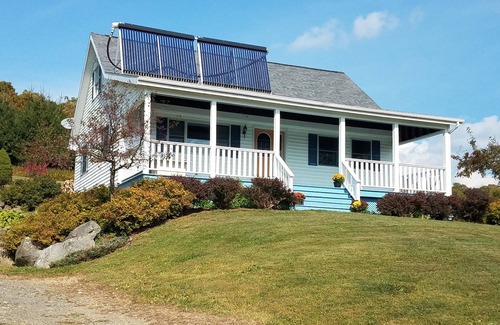 Burlington Flats Maison | Cape Cod de charme nouvellement disponible pour 2020