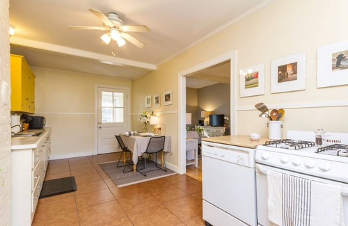 Durham Maison | Charming Carriage House on Historic Scenic Farm