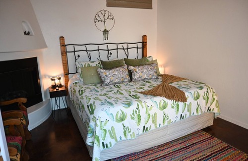Casa Grande Maison | Charming Casita with private entrance and porch