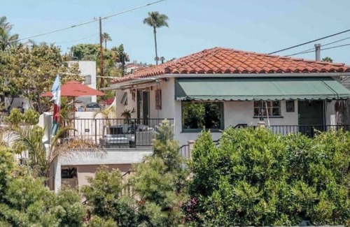 Loma Portal Appartement | Charming Casita with City, Bay & 4th of July views