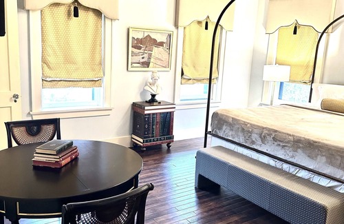 Allentown Autre | Charming Castle in the Heart of Buffalo