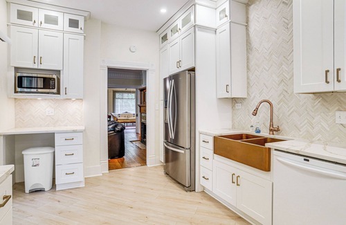 Champaign Maison | Charming Champaign Victorian w/ Deck!